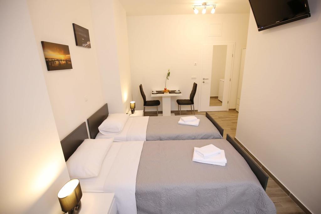 Apartament Sites Of