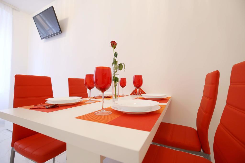 Apartament Sites Of