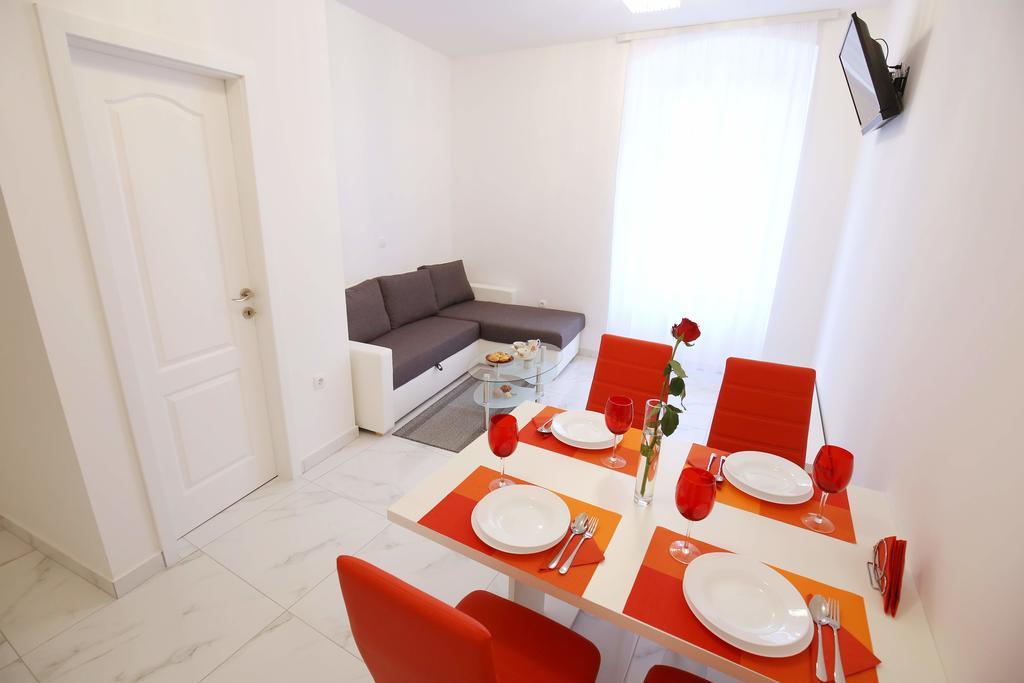 Apartament Sites Of *
